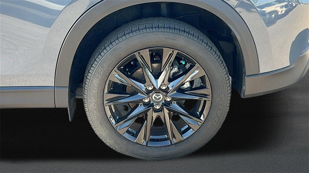 Used 2023 MAZDA CX-5 Carbon Edition image 5