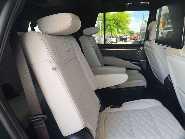 Certified 2025 Cadillac Escalade Sport Platinum AWD/4WD image 28