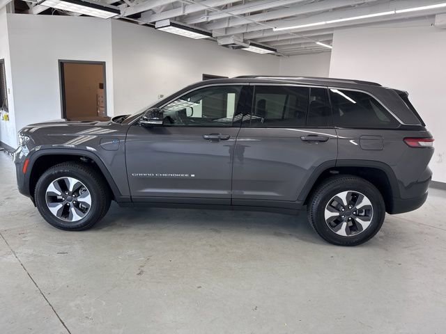 Used 2022 Jeep Grand Cherokee Limited 4xe AWD/4WD image 8