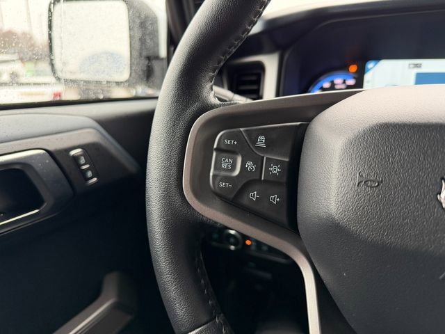 Used 2021 Ford Bronco Outer Banks image 32