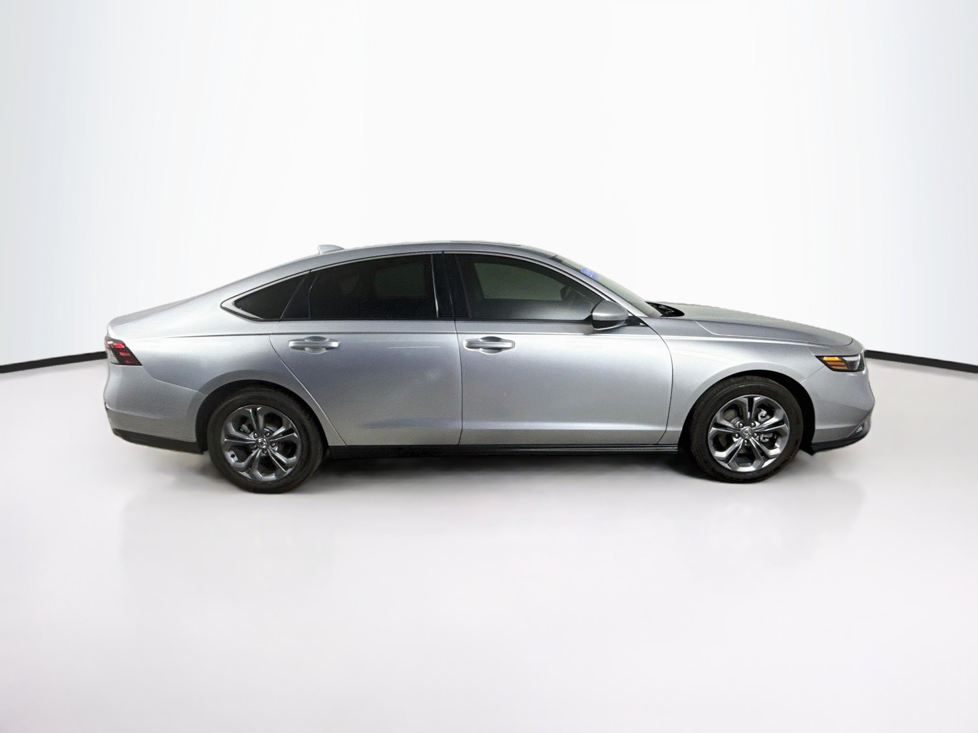 Certified 2024 Honda Accord EX image 2