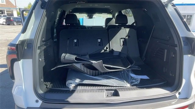 New 2026 Chevrolet Traverse LT w/ LPO, Floor Liner Package image 28
