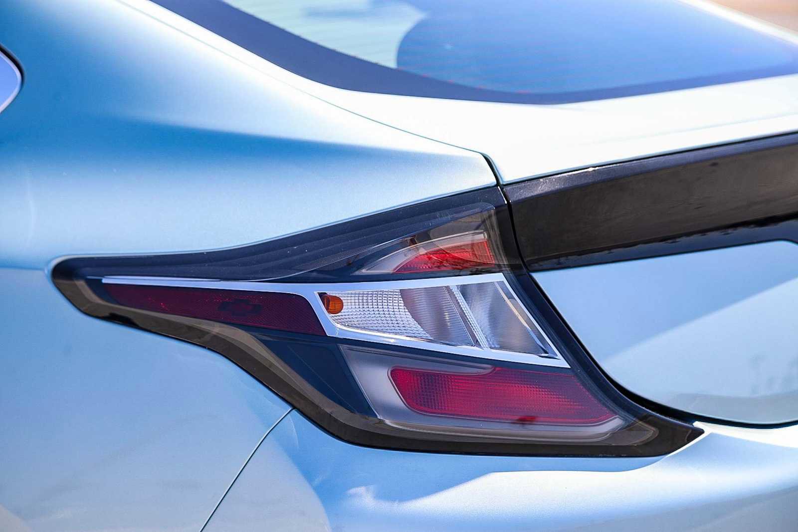 Used 2018 Chevrolet Volt LT FWD image 9