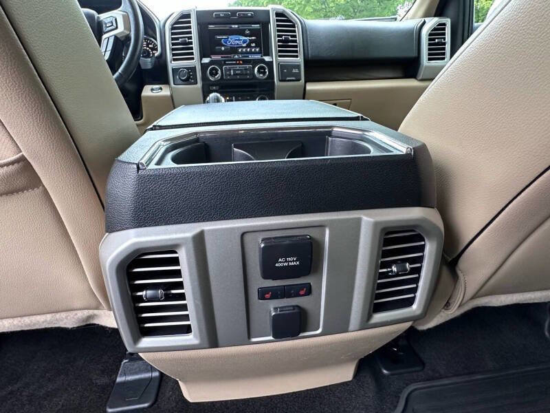Used 2015 Ford F150 Lariat w/ Equipment Group 502A Luxury AWD/4WD image 15