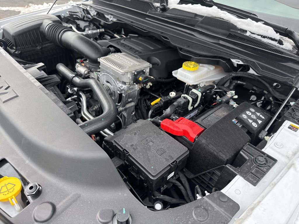 New 2026 RAM 1500 4x4 Crew Cab image 57