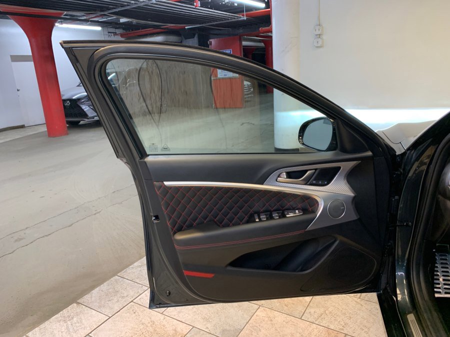 Used 2023 Genesis G70 3.3T w/ Sport Prestige Package AWD/4WD image 13
