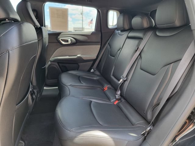 Certified 2024 Jeep Compass Latitude AWD/4WD image 21