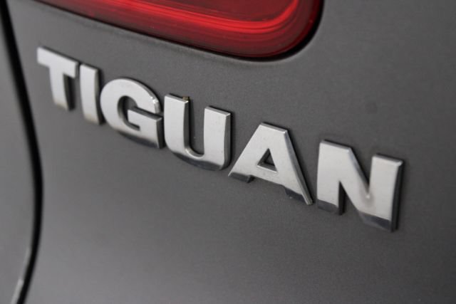 Used 2013 Volkswagen Tiguan S AWD/4WD image 8