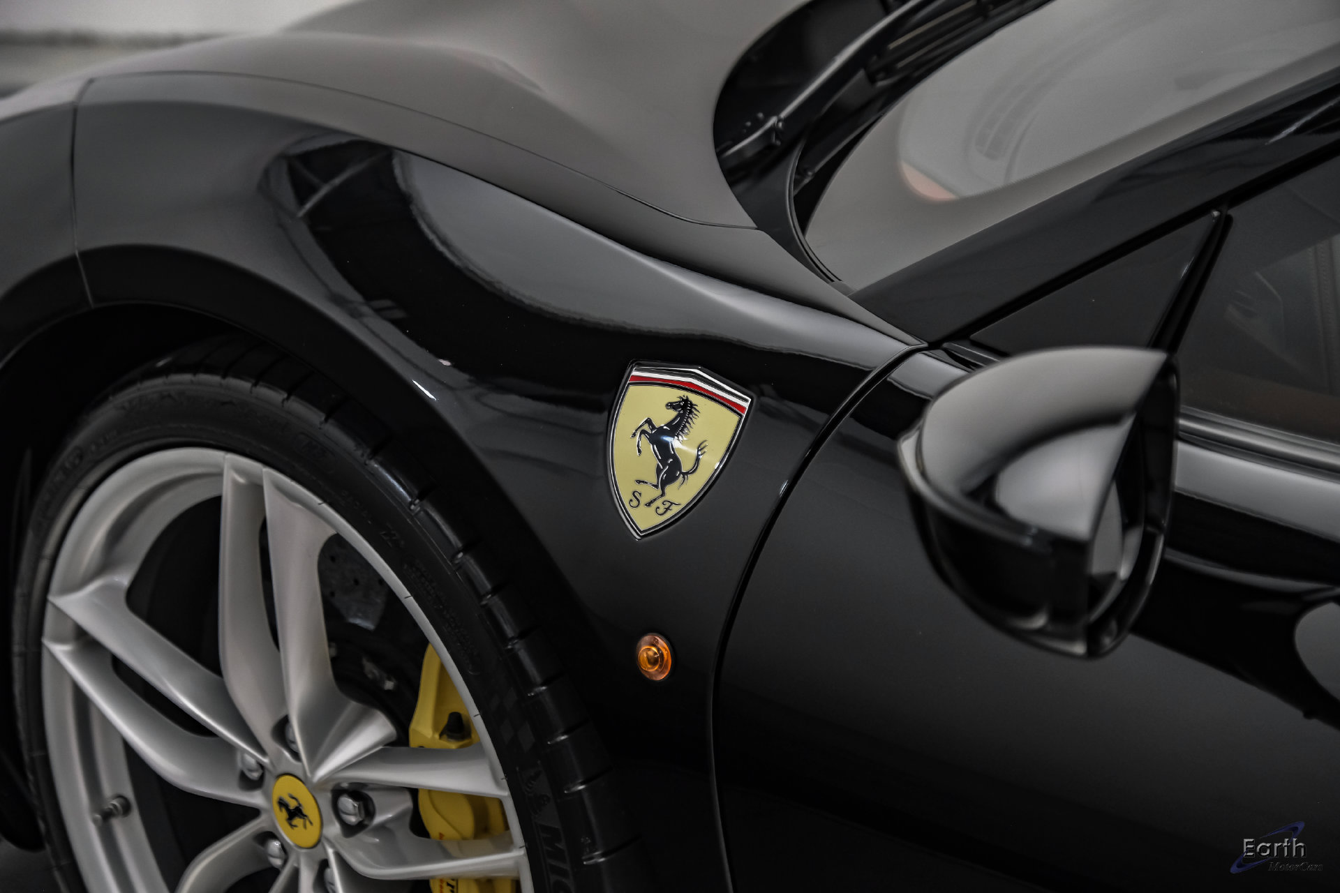 Used 2018 Ferrari 488 Spider RWD image 43