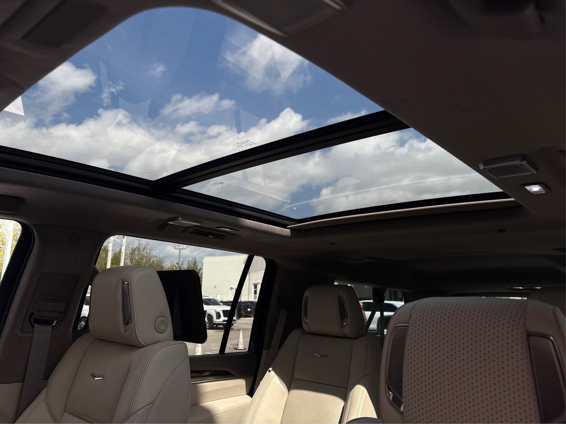 New 2026 Cadillac Escalade ESV Platinum Sport image 36