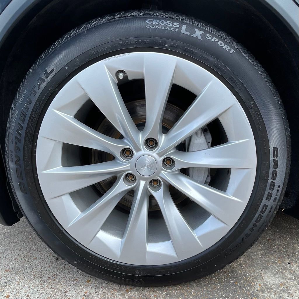 Used 2016 Tesla Model X 75D AWD/4WD image 14