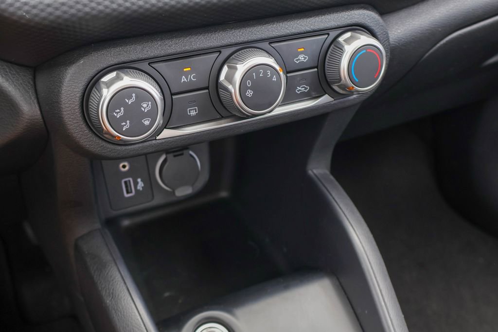Certified 2025 Nissan Kicks Play S FWD image 14