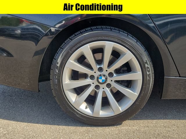 Used 2014 BMW 320i xDrive Sedan AWD/4WD image 7