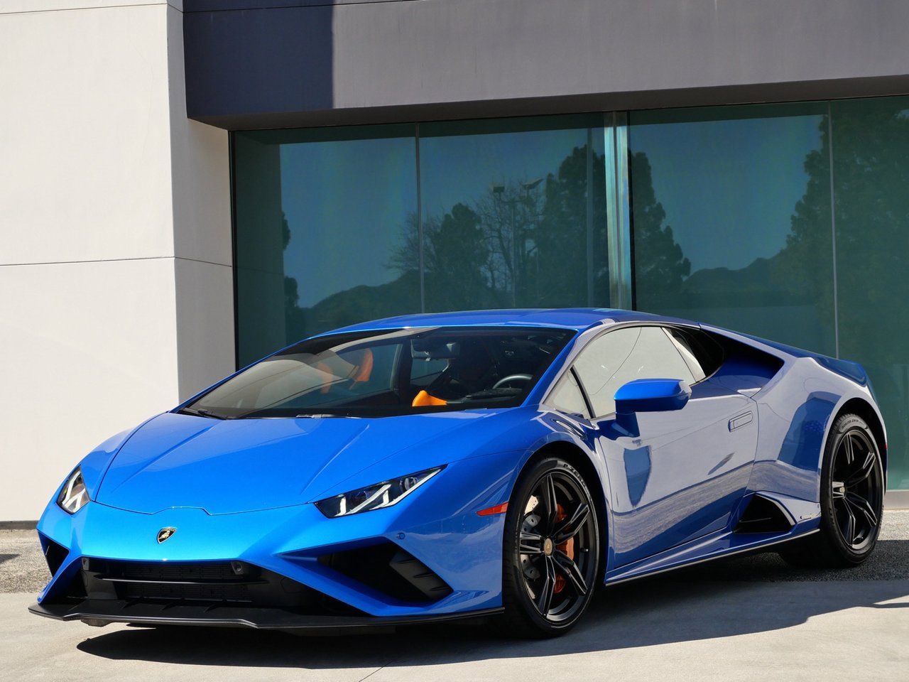 Used 2020 Lamborghini Huracan EVO image 13