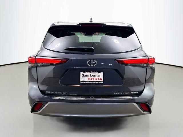 Used 2022 Toyota Highlander Platinum image 6