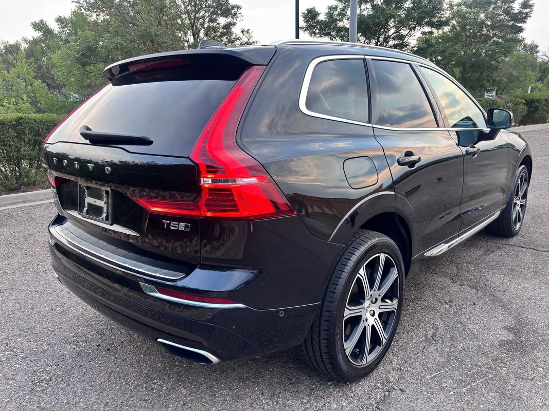Used 2018 Volvo XC60 T5 Inscription w/ Convenience Package AWD/4WD image 9