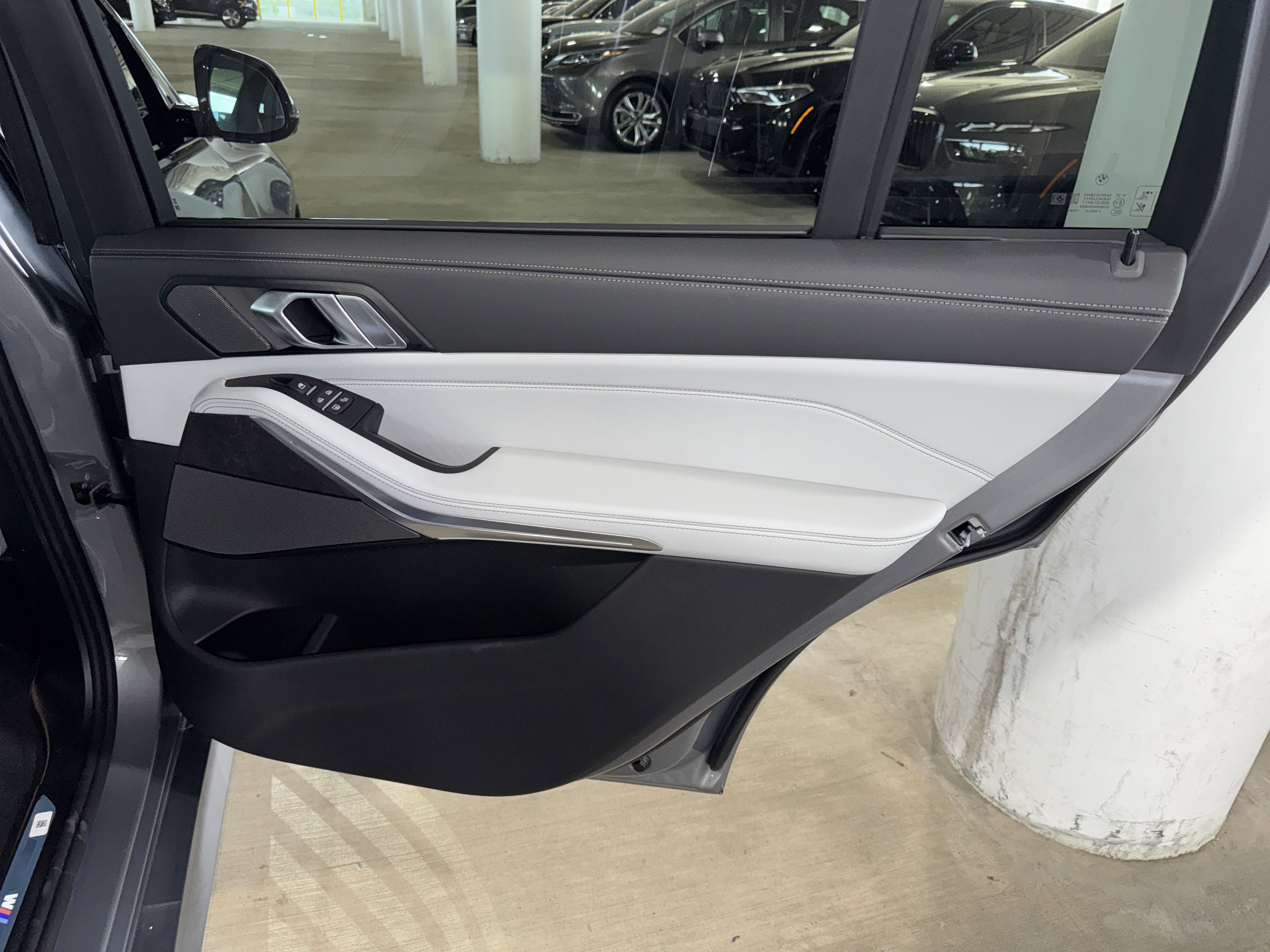 New 2026 BMW X7 xDrive40i w/ M Sport Package image 10