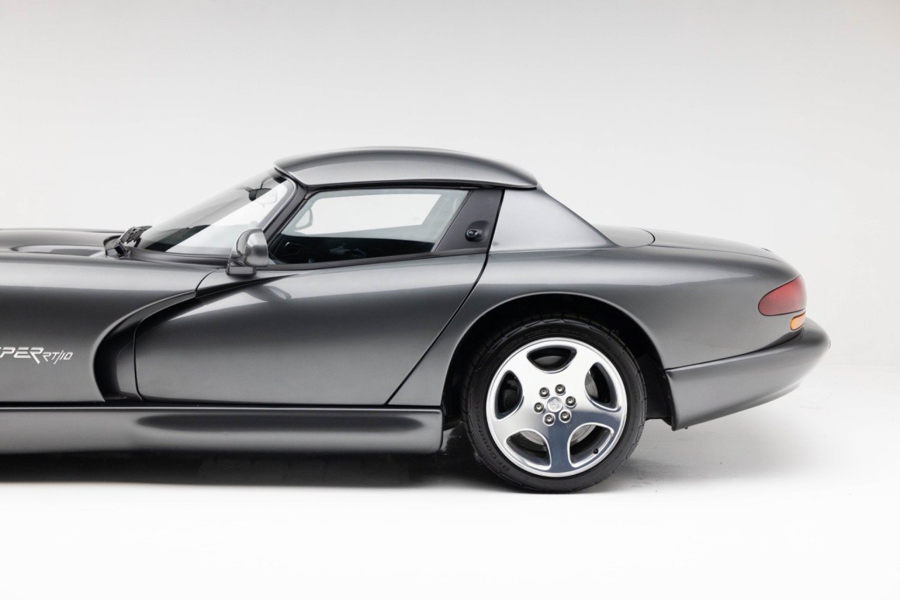 Used 2002 Dodge Viper RT/10 RWD image 35