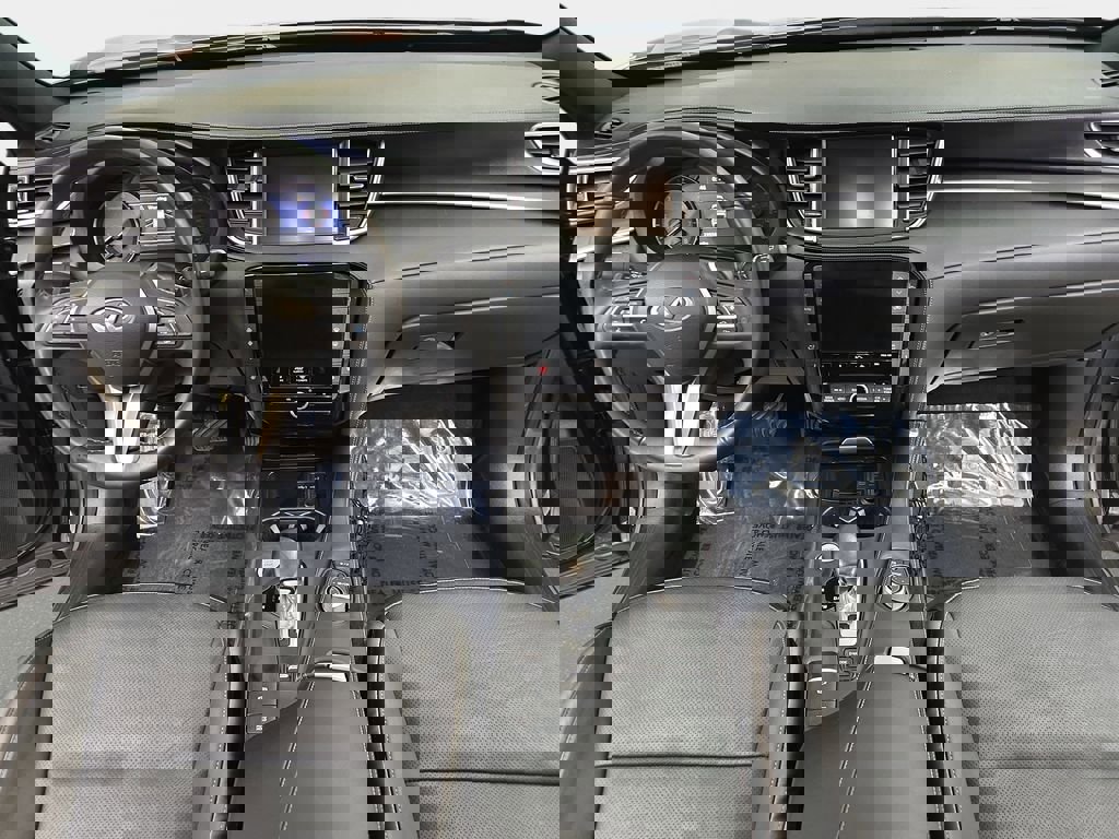 Used 2023 INFINITI QX55 Luxe w/ Cargo Package image 10