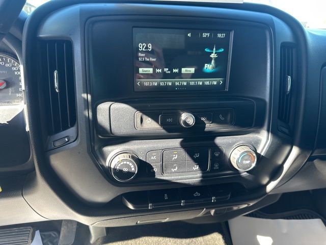 Used 2018 Chevrolet Silverado 1500 Custom w/ Custom Convenience Package image 19