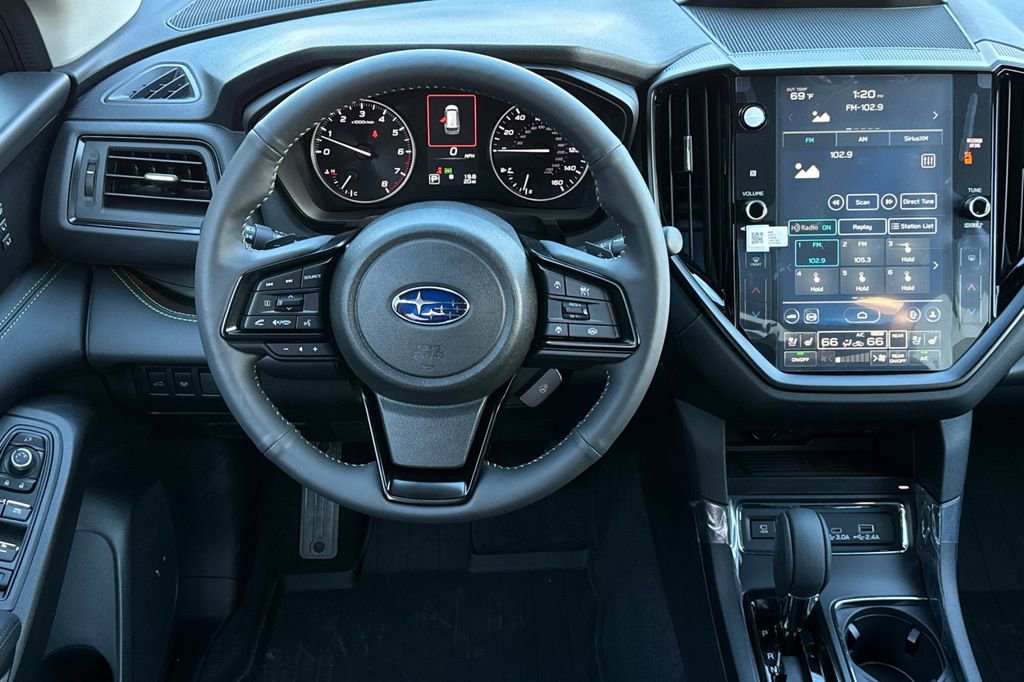 Used 2025 Subaru Ascent Bronze Edition w/ Onyx Package image 16