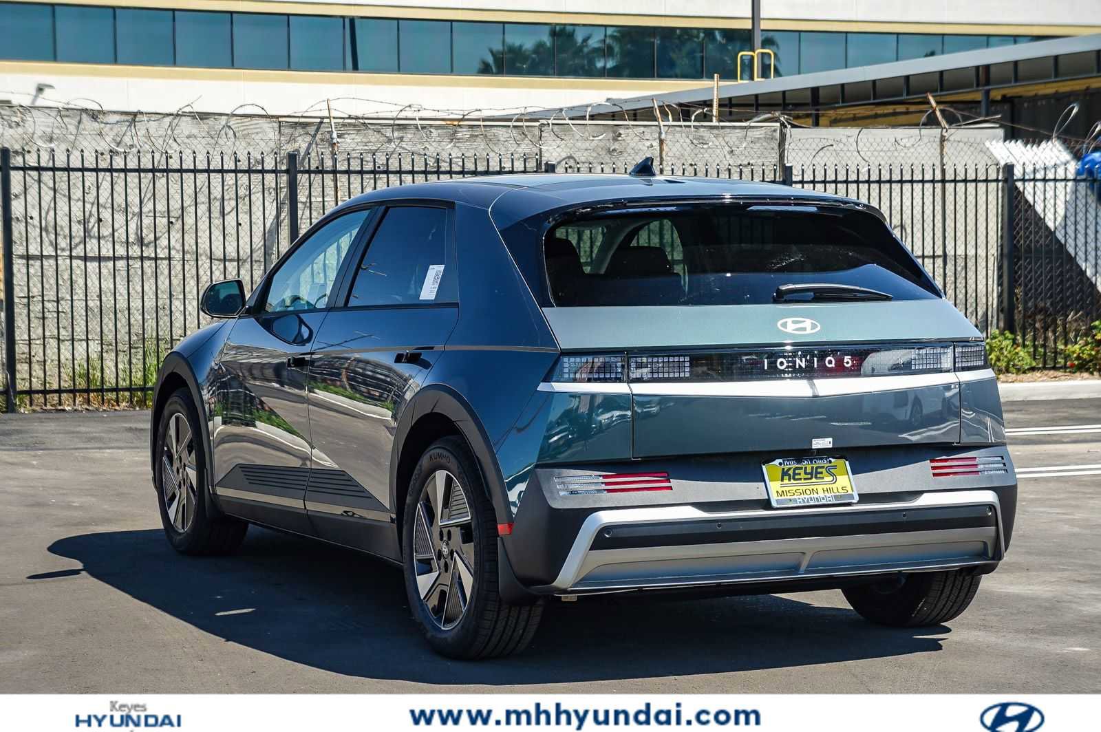 New 2026 Hyundai Ioniq 5 SEL RWD image 6