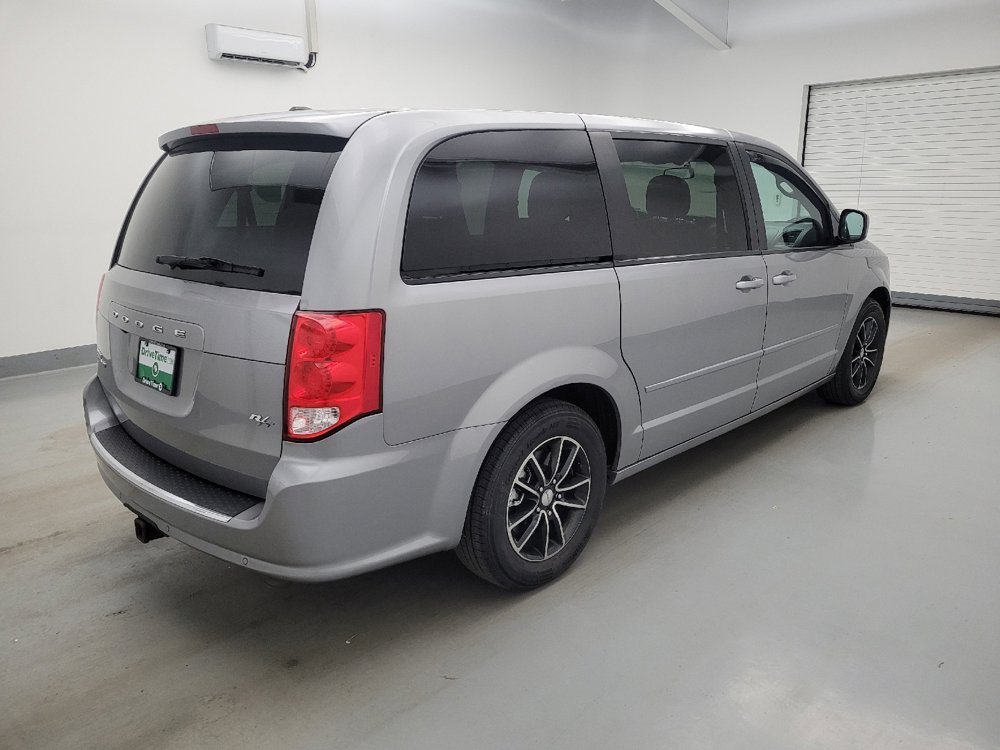 Used 2016 Dodge Grand Caravan R/T w/ Safety Sphere Group FWD image 10