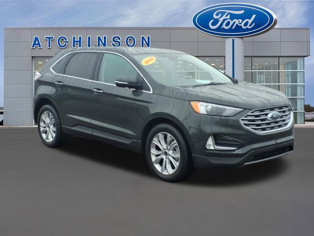Used 2024 Ford Edge Titanium image 3