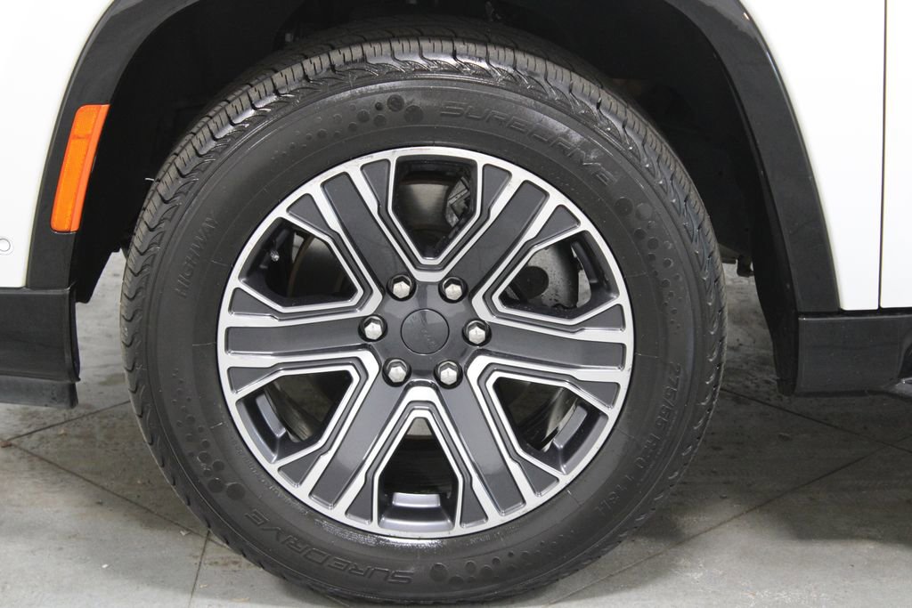 Used 2024 Jeep Wagoneer Series II image 19