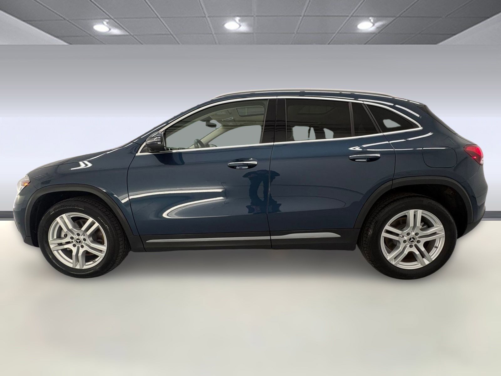 Certified 2022 Mercedes-Benz GLA 250 4MATIC image 2