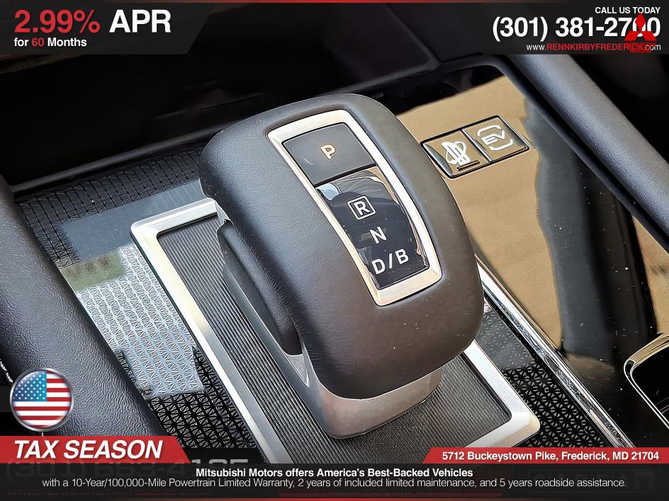 Used 2025 Mitsubishi Outlander SEL Black Edition image 11