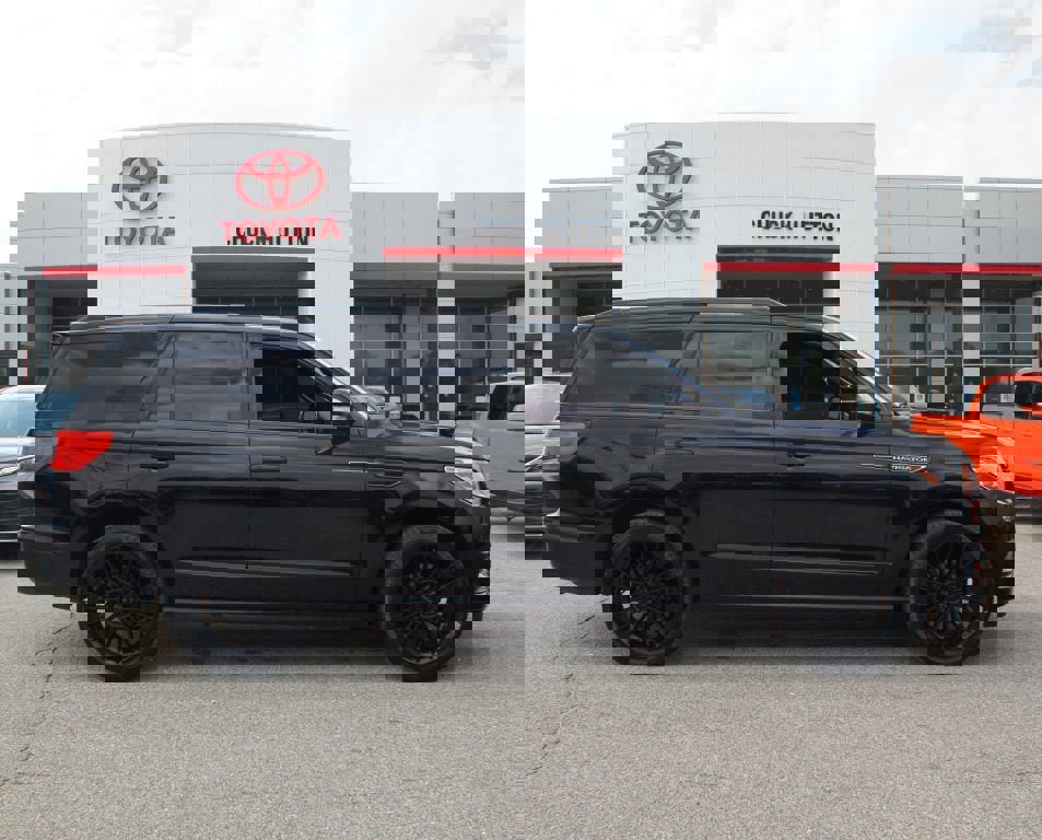 Used 2020 Lincoln Navigator Reserve w/ Equipment Group 208A Reserve