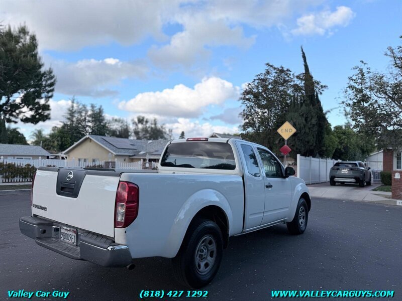 Used 2012 Nissan Frontier S w/ S Preferred Pkg RWD image 3