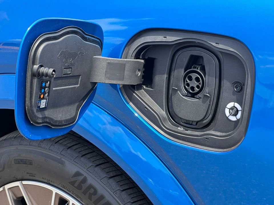 New 2025 Ford Mustang Mach-E Premium w/ Interior Protection Package AWD/4WD image 15