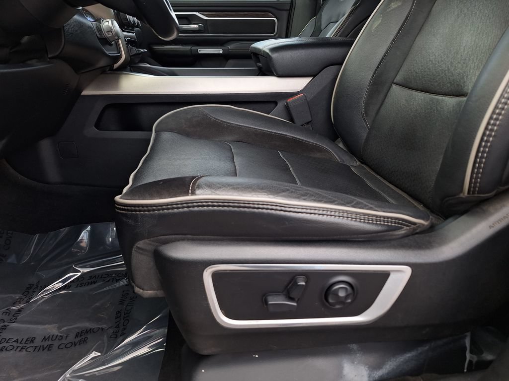 Used 2020 RAM 1500 Laramie AWD/4WD image 11