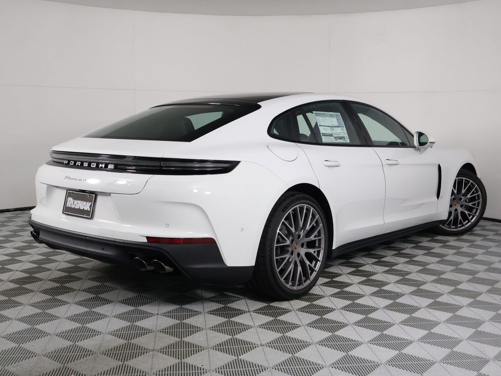 New 2026 Porsche Panamera RWD image 7