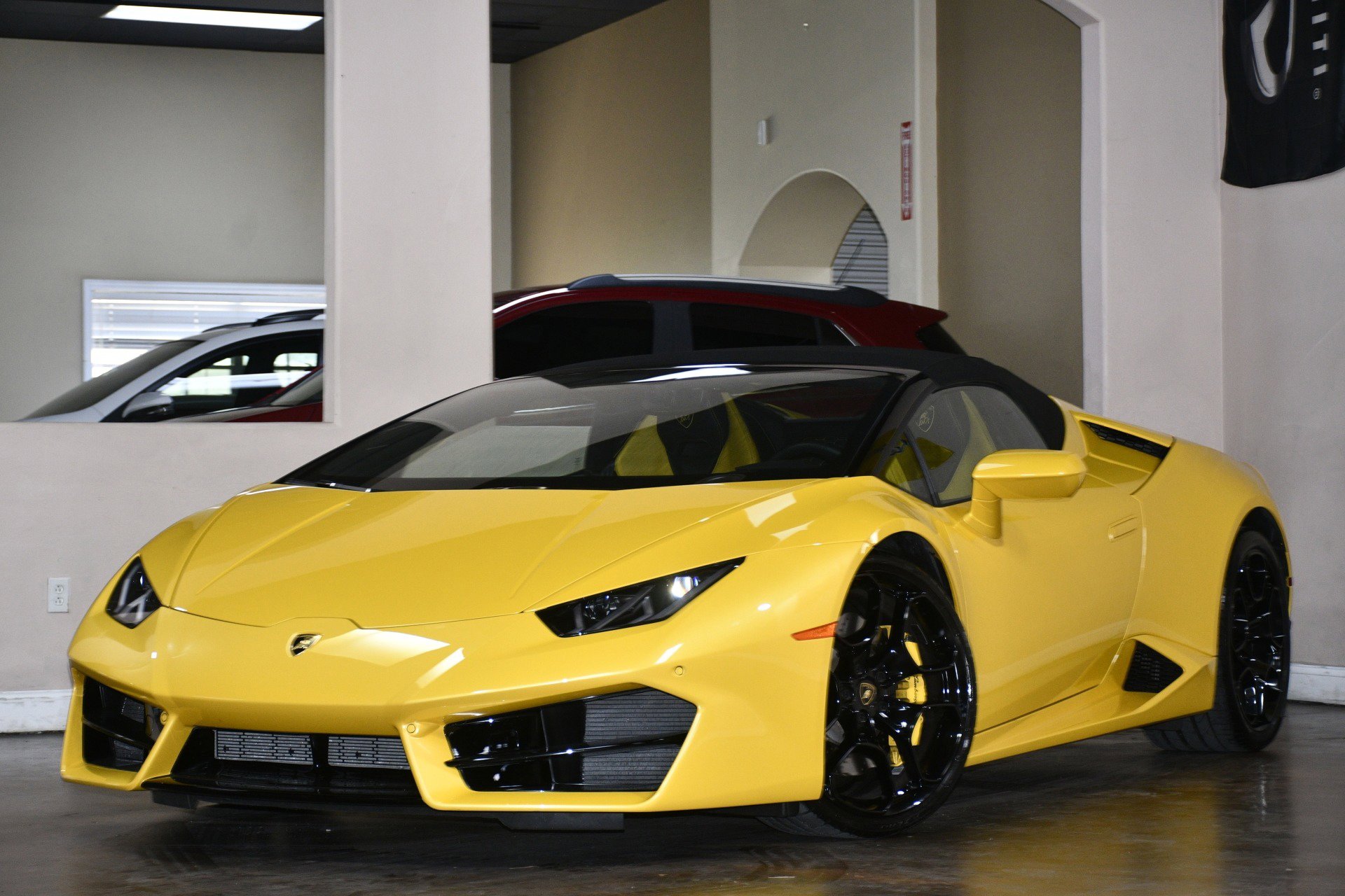 Used 2018 Lamborghini Huracan LP 580-2 image 4