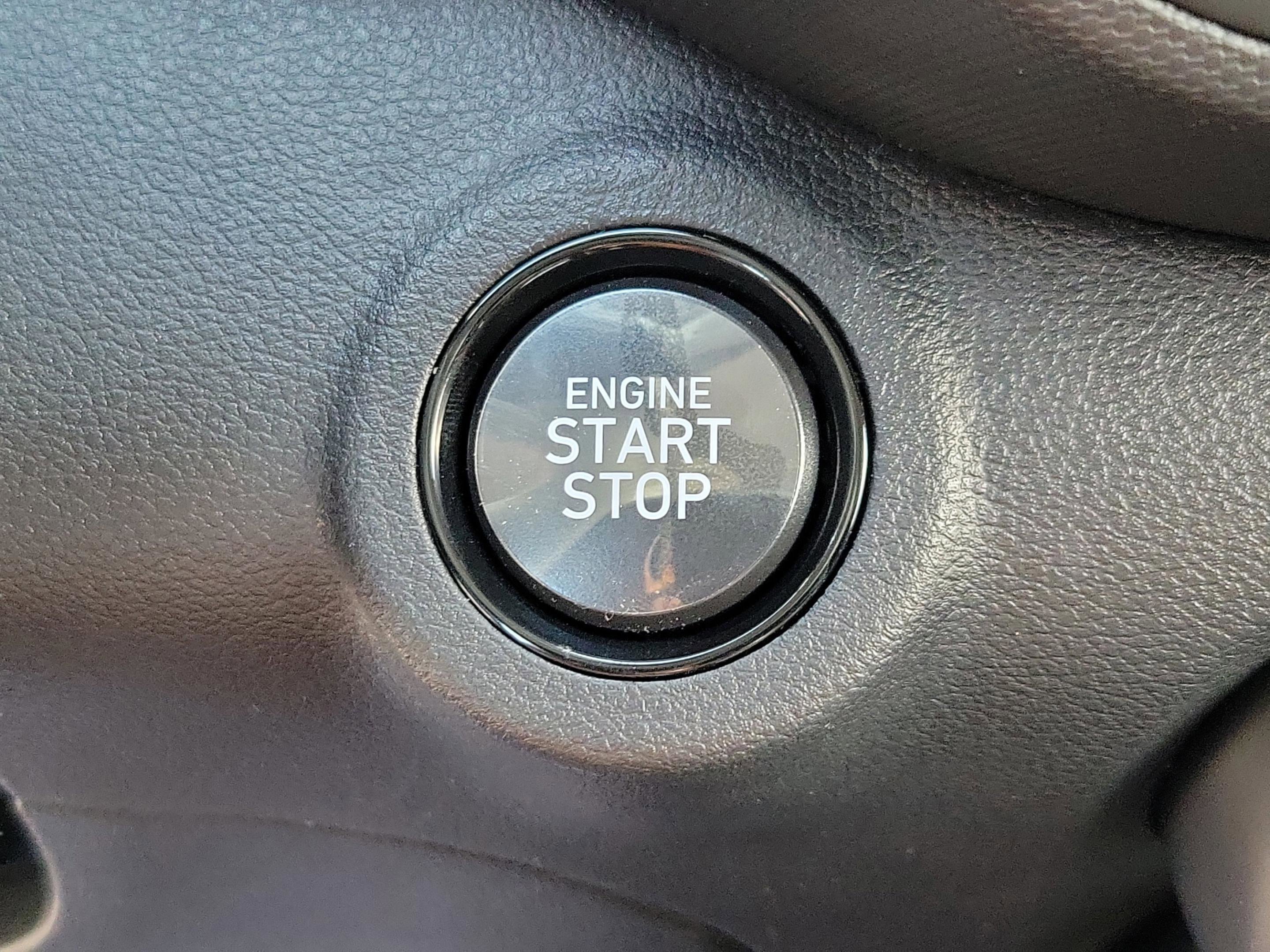 New 2025 Hyundai Venue Limited FWD image 25