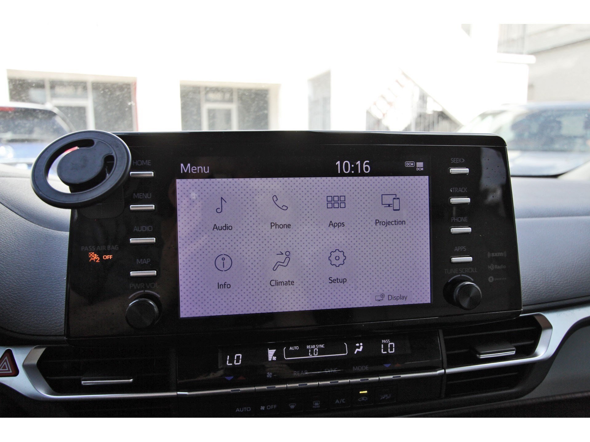 Used 2022 Toyota Sienna LE FWD image 28