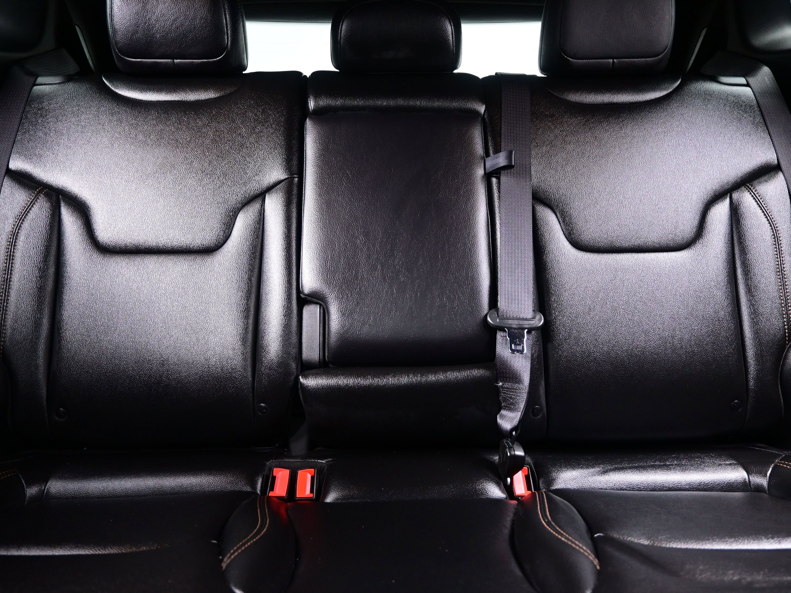 Used 2024 Jeep Compass Limited image 16