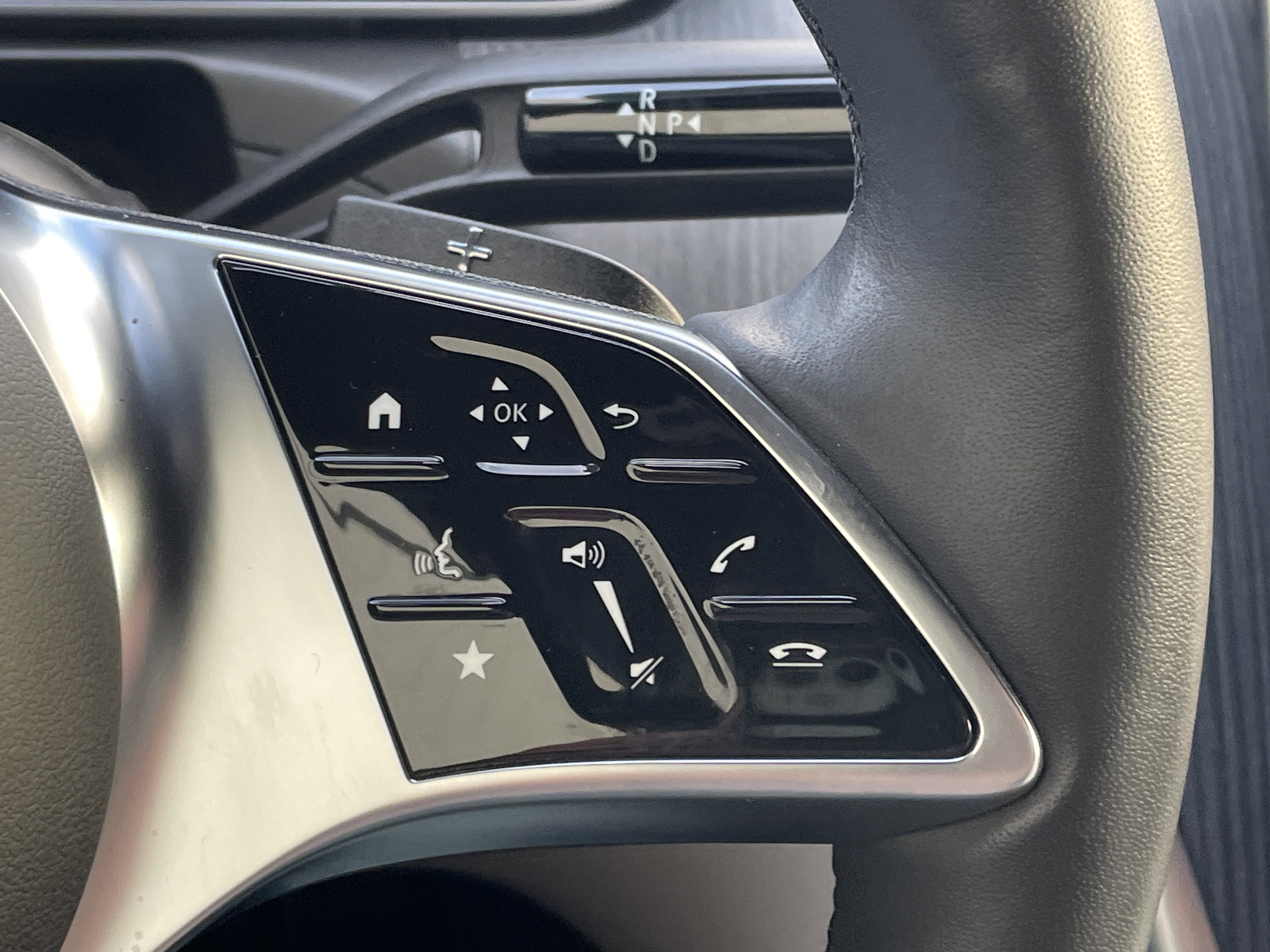 Certified 2024 Mercedes-Benz CLE 300 4MATIC Cabriolet image 36