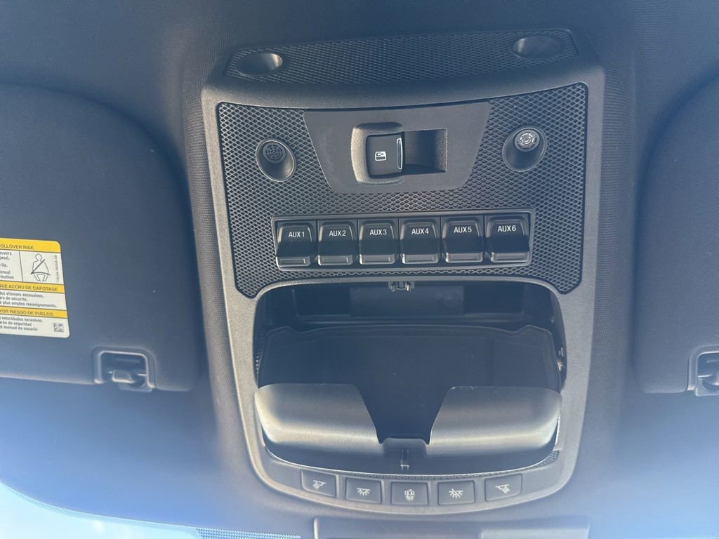 Used 2022 Ford F350 Lariat w/ Lariat Ultimate Package AWD/4WD image 30