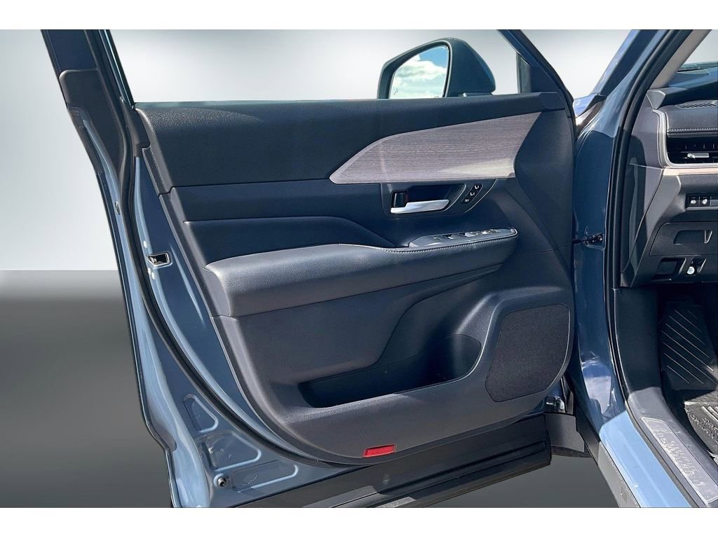 Used 2026 Toyota Grand Highlander Limited image 17