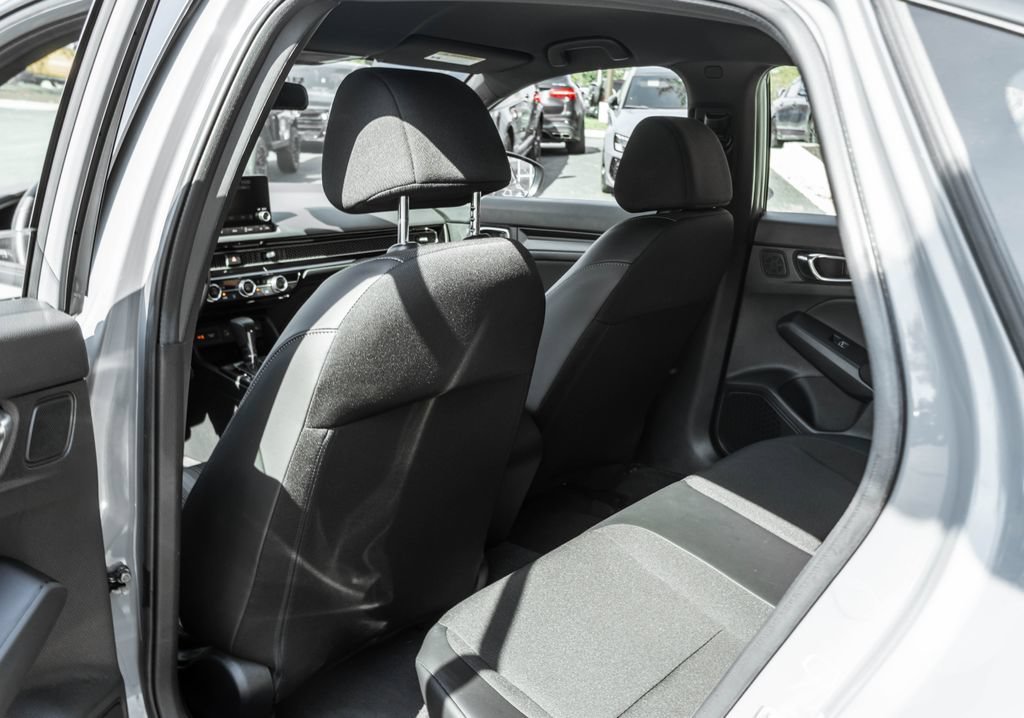 Used 2025 Honda Civic Sport image 22