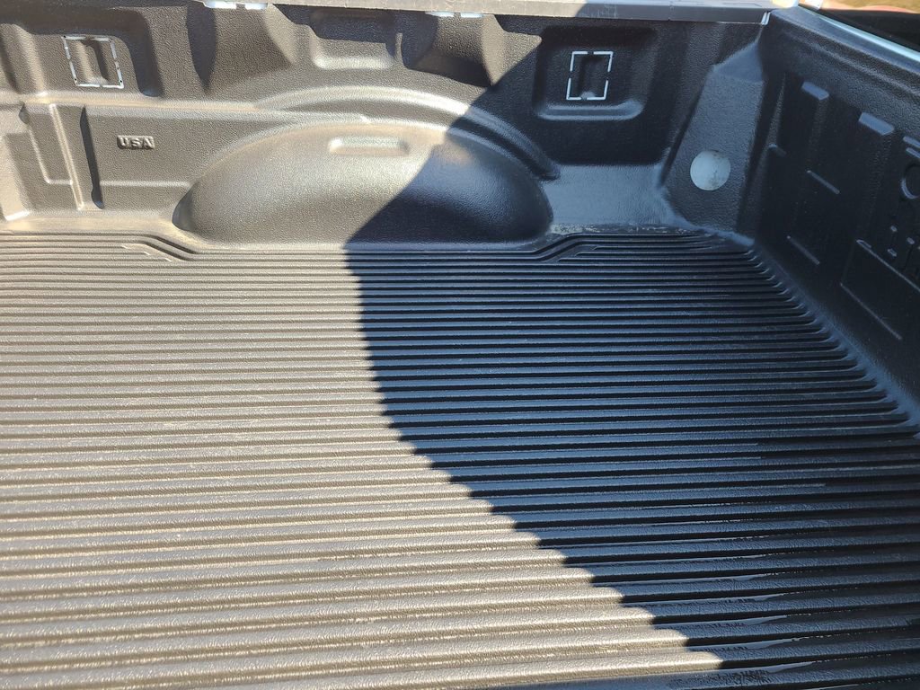 Used 2020 Ford F350 XL w/ Power Equipment Group RWD image 8