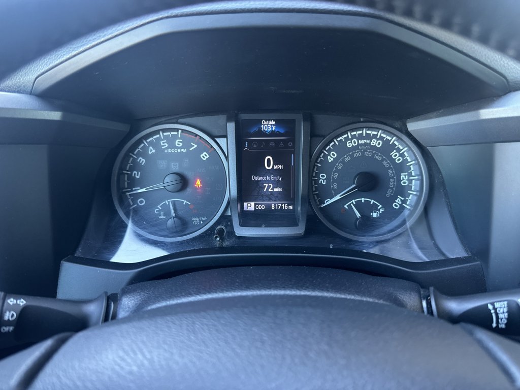 Used 2016 Toyota Tacoma TRD Off-Road w/ Premium & Technology Package AWD/4WD image 15