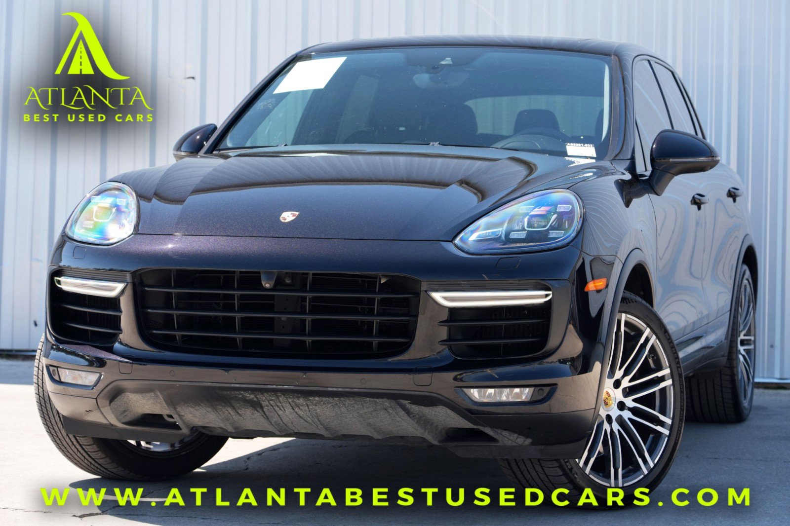 Used 2017 Porsche Cayenne Turbo image 1