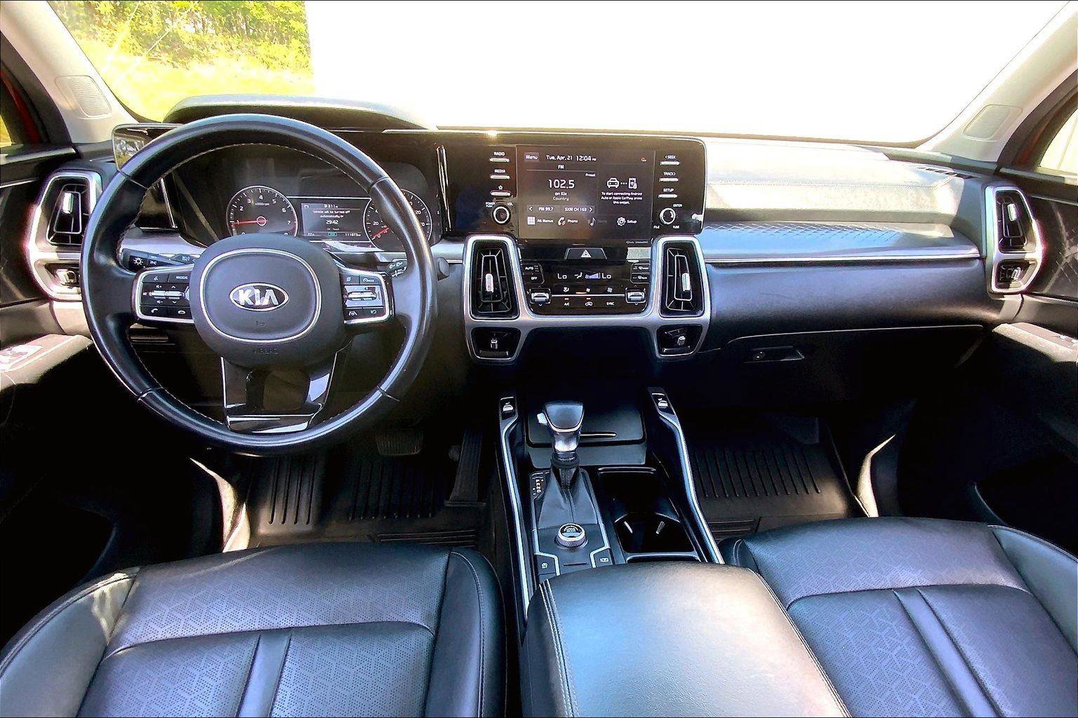 Used 2021 Kia Sorento S FWD image 14