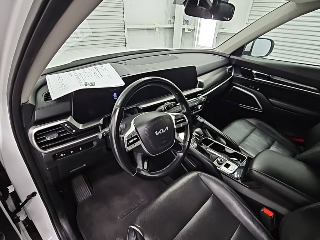 Used 2023 Kia Telluride S w/ S Sunroof Package image 12
