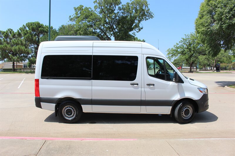 Used 2024 Mercedes-Benz Sprinter 2500 image 6